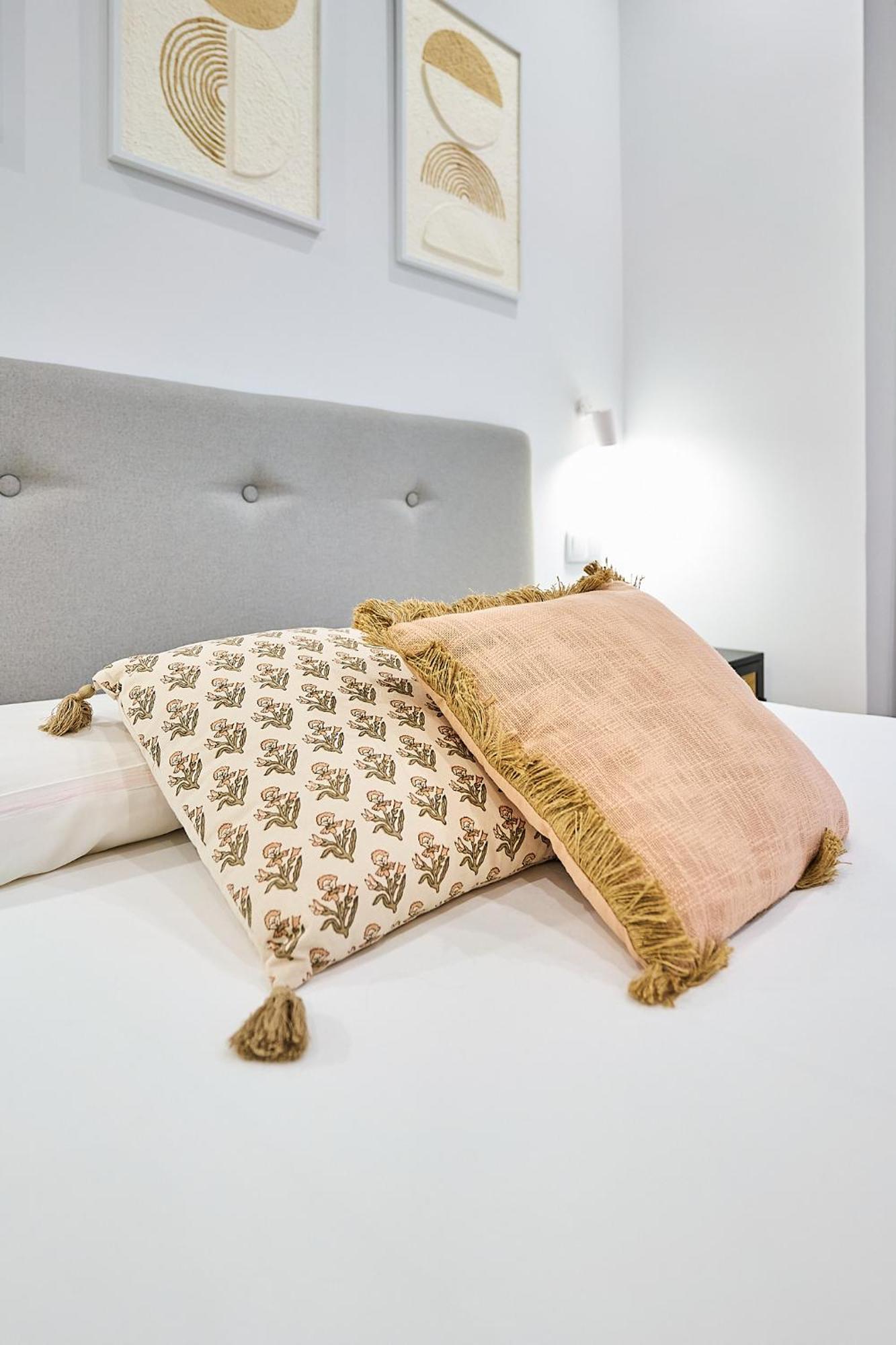 Apartamentos Esperanza By Gaiarooms ซาลามังกา ภายนอก รูปภาพ
