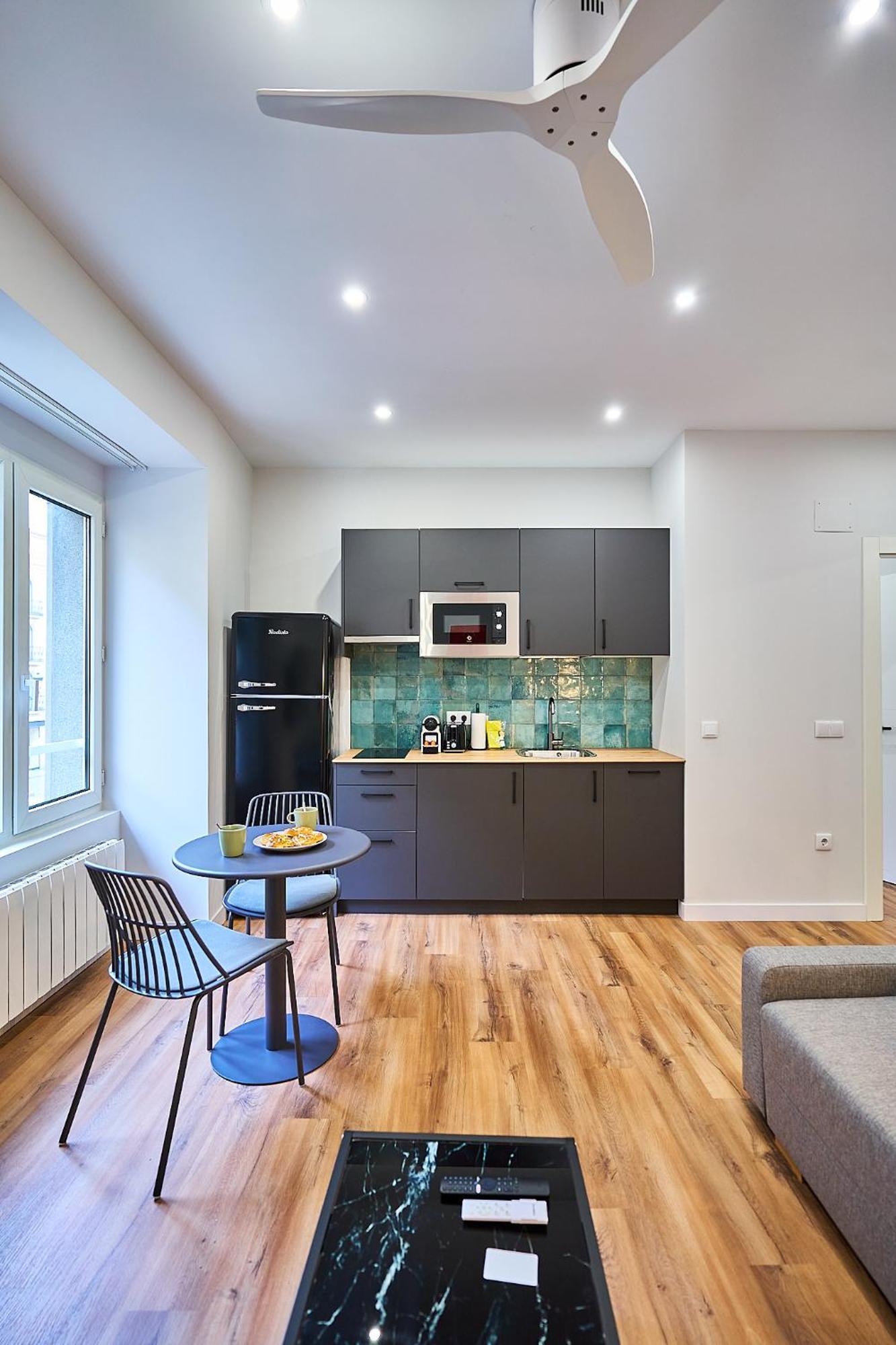 Apartamentos Esperanza By Gaiarooms ซาลามังกา ภายนอก รูปภาพ